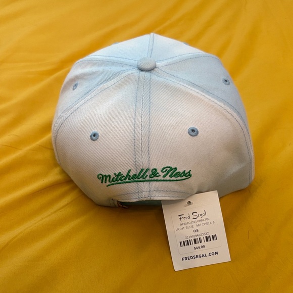 Mitchell & Ness Light Blue Sunset League Champions Hat new with tags never worn - Picture 2 of 2